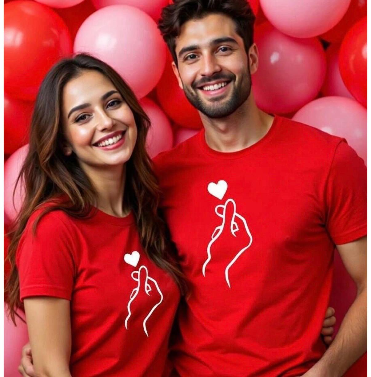 Forever Love Hand Sign Couple T-Shirt💕